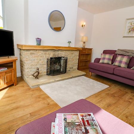 Honeystones Witney Exterior foto