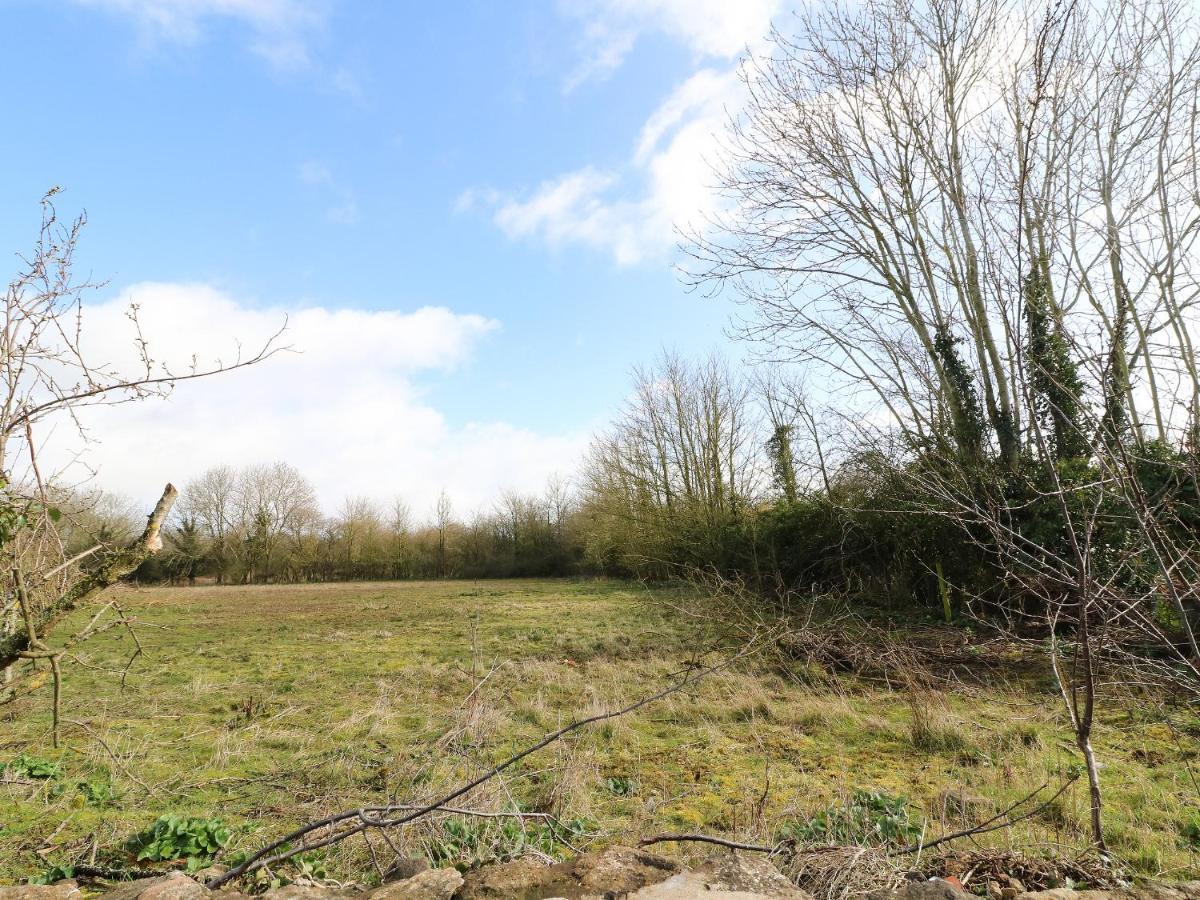 Honeystones Witney Exterior foto