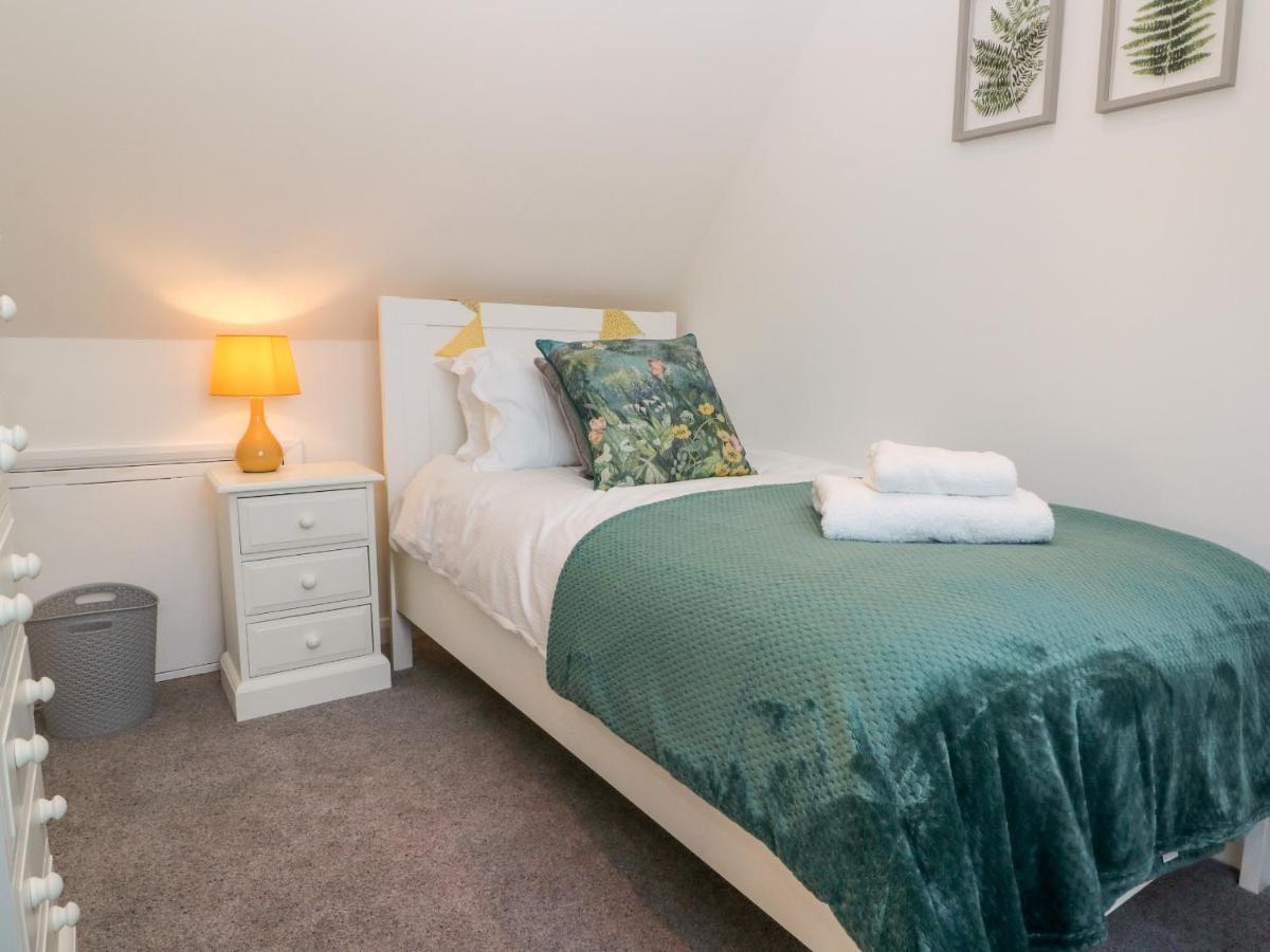 Honeystones Witney Exterior foto